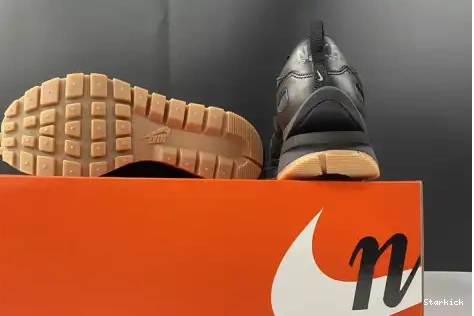 DD1875-001 Vaporwaffle Gum Sacai Nike Black 0602